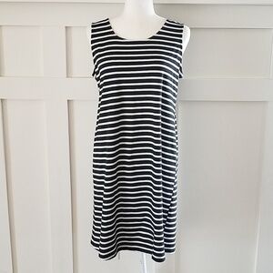 three seasons maternity medium shift dress